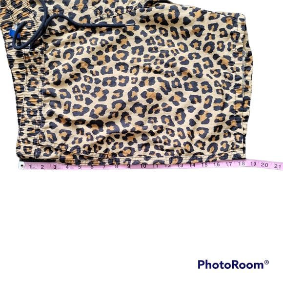 DIVIDED LEOPARD PRINT SHORTS W DRAWSTRING WAIST - XL - Picture 7 of 8